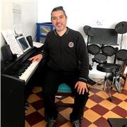 Una persona recursiva, niñ@s, adolescentes y adultos Medellin